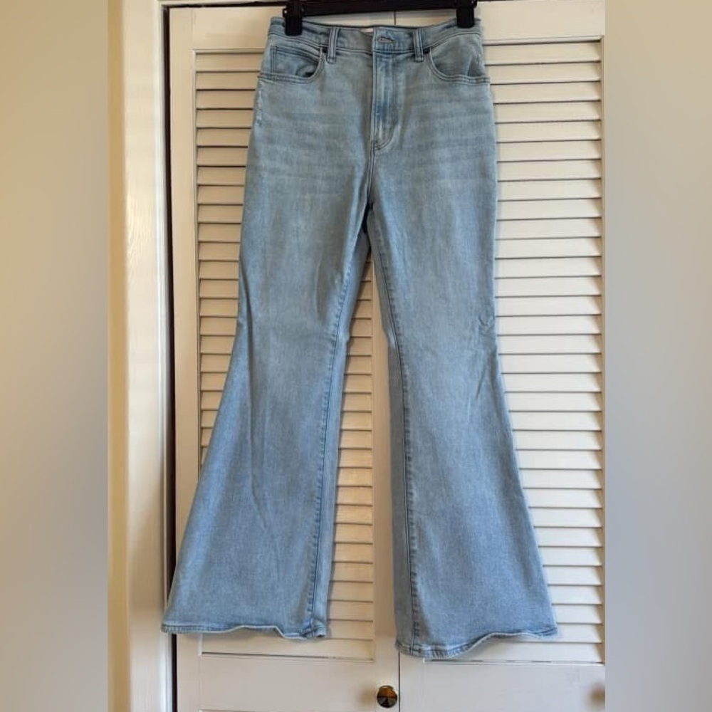 Abercrombie Ultra High Rise Flare